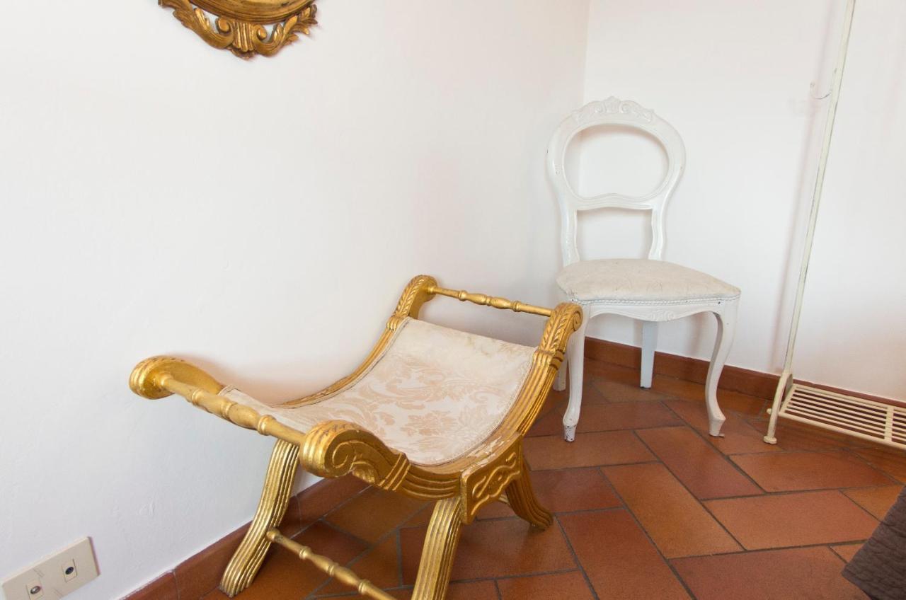 Traviata Appartamento Storico - Palazzo Tolomei Флоренция Экстерьер фото
